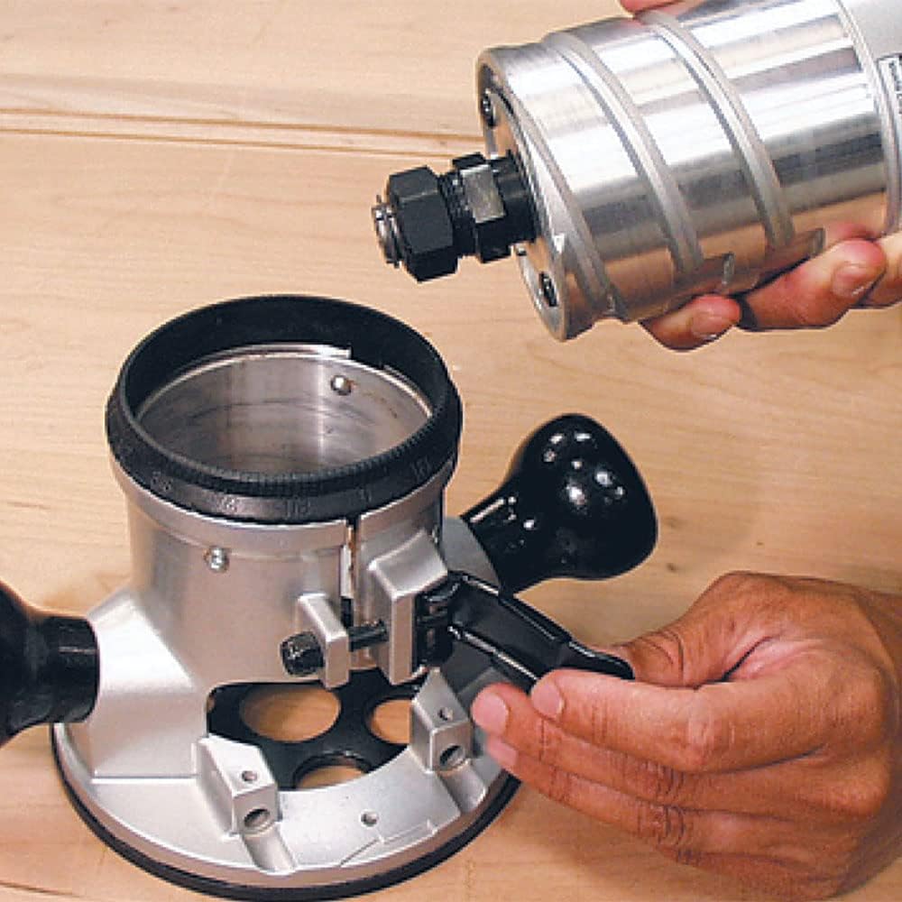 MAKITA RF1101 - Makita 2-1/4HP VS Fixed Base Router