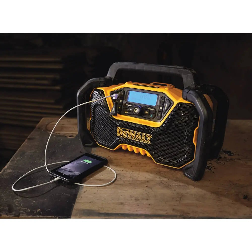 DeWalt DCR028B  -  12V - 20V MAX JOB SITE BLUETOOTH RADIO