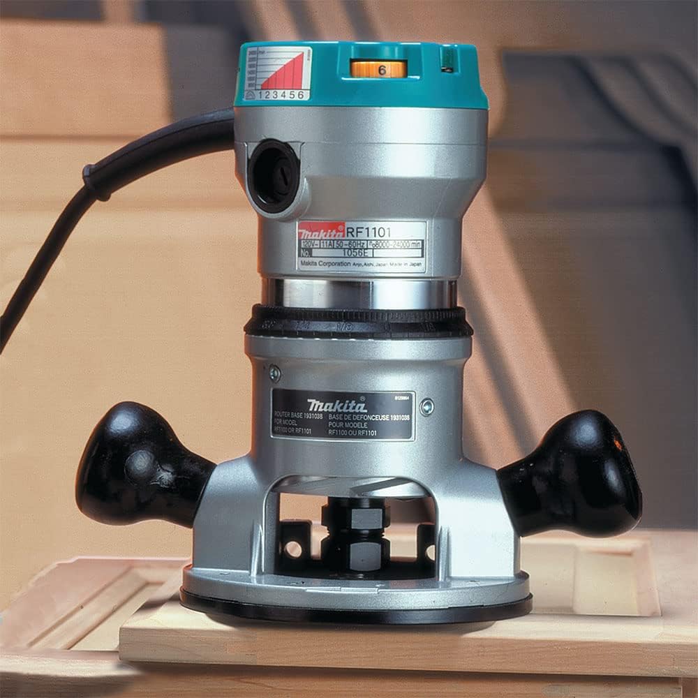 MAKITA RF1101 - Makita 2-1/4HP VS Fixed Base Router