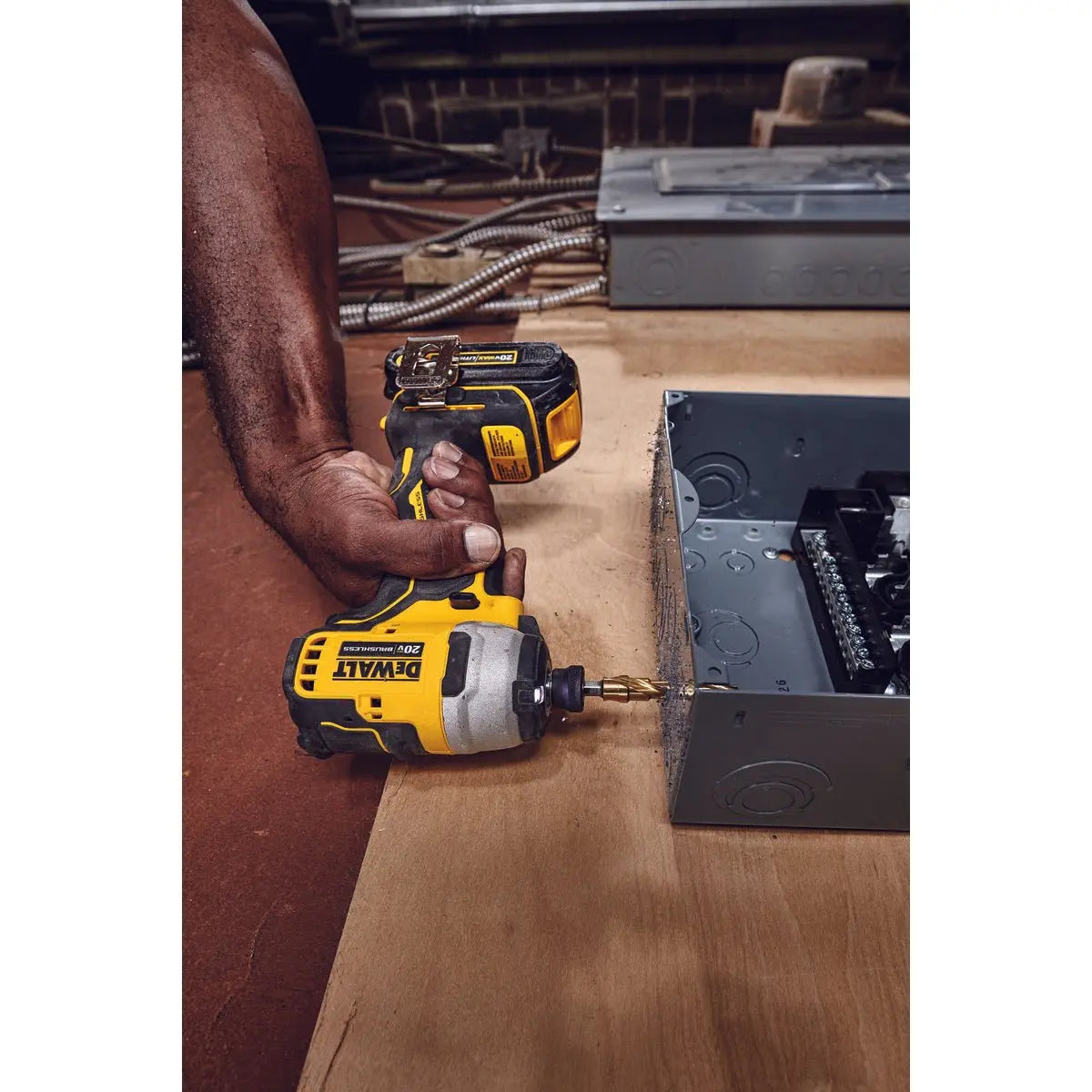 DEWALT DCF809B-20V MAX* ATOMIC Cordless Brushless 1/4 in Impact Driver Drill