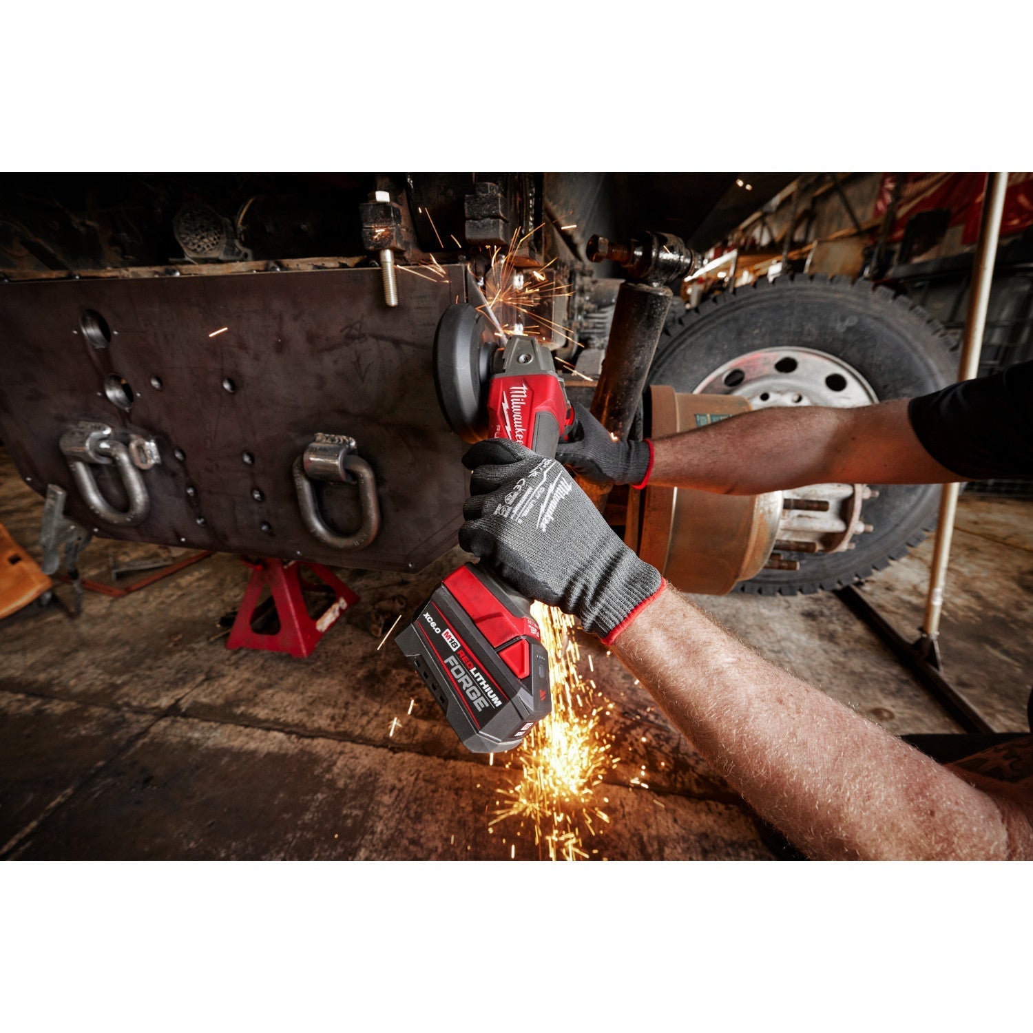Milwaukee 48-11-1861 - M18™ REDLITHIUM™ FORGE™ XC6.0 Battery Pack