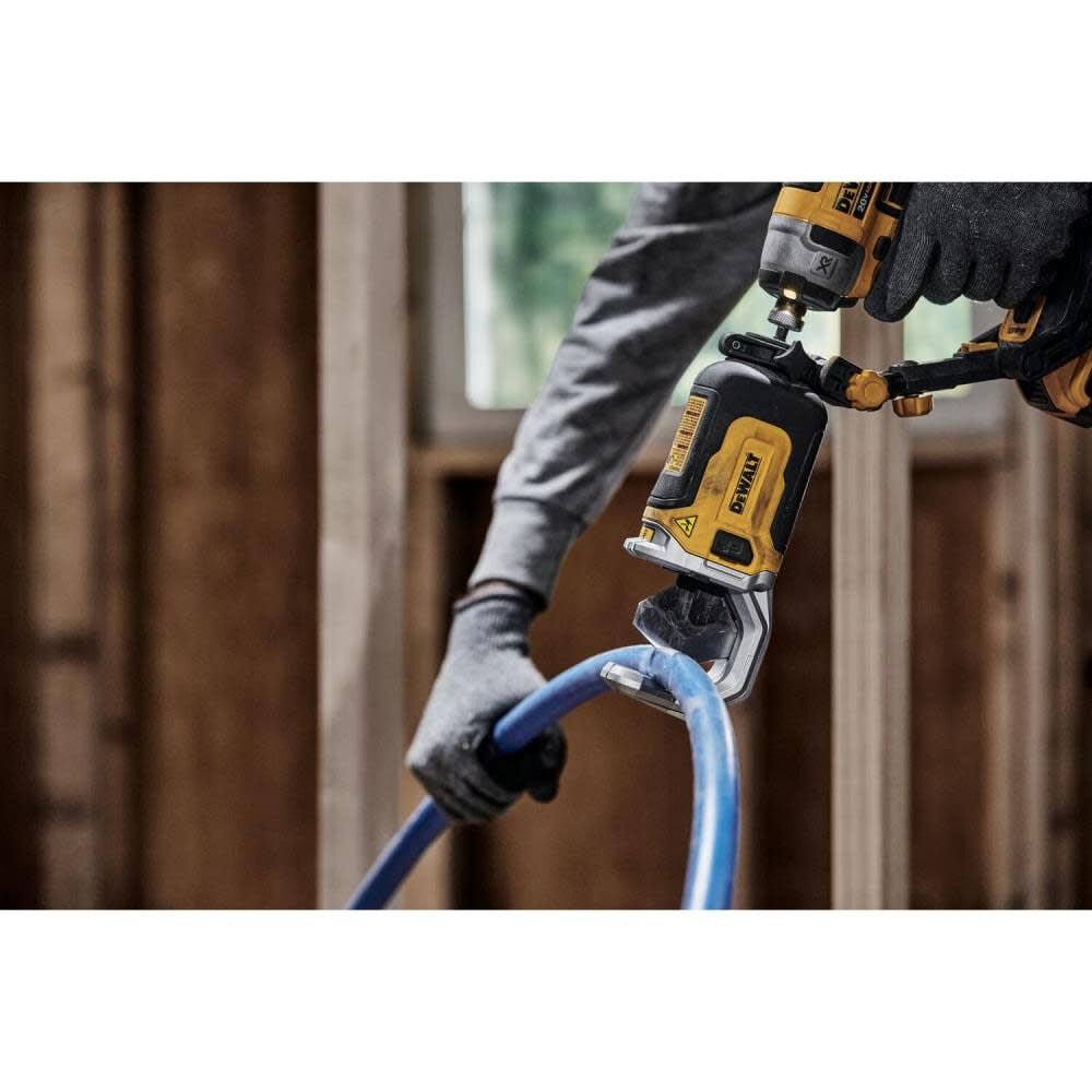 DEWALT DWAPVCIR - PVC PEX Cutting Attachment