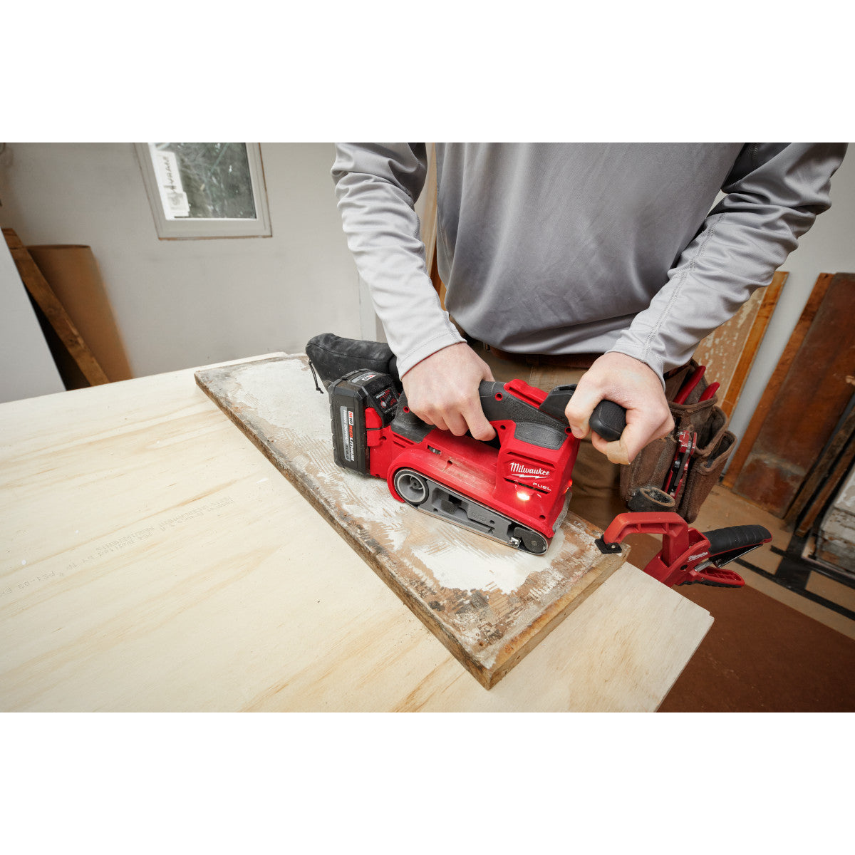 Milwaukee 2832-20 - M18 FUEL™ 3"x18" Belt Sander