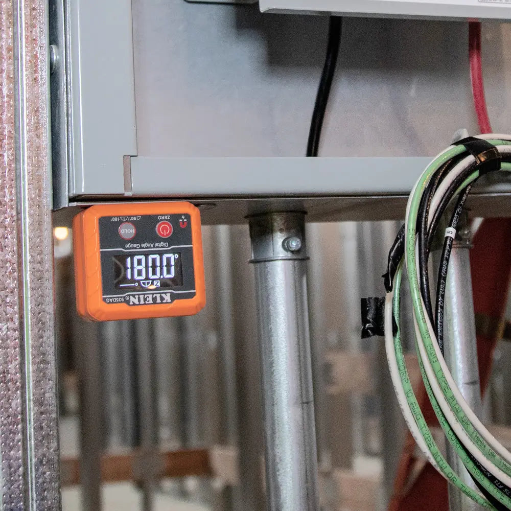 KLEIN KLE-935DAG - Digital Angle Gauge and Level