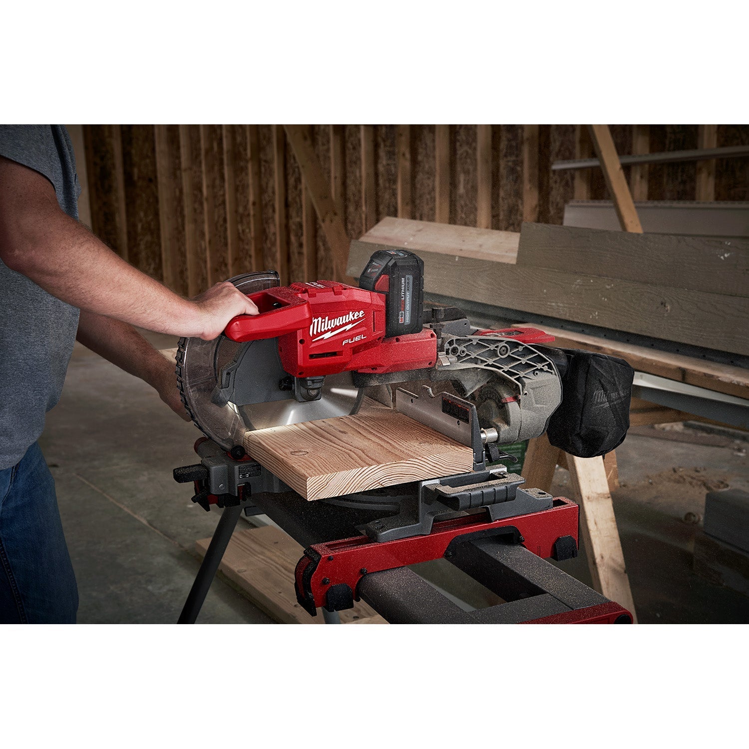 Milwaukee 2734-21 - M18 FUEL™ 10" Dual Bevel Sliding Compound Miter Saw Kit - Wise Line Tools