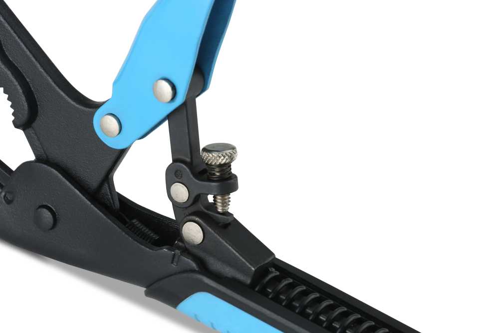 OX-P327202 - Auto Adjust 7" Needle Nose Pliers